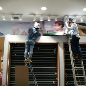 DISEÑO Y CONSTRUCCIÓN DE TIENDAS EN CENTROS COMERCIALES