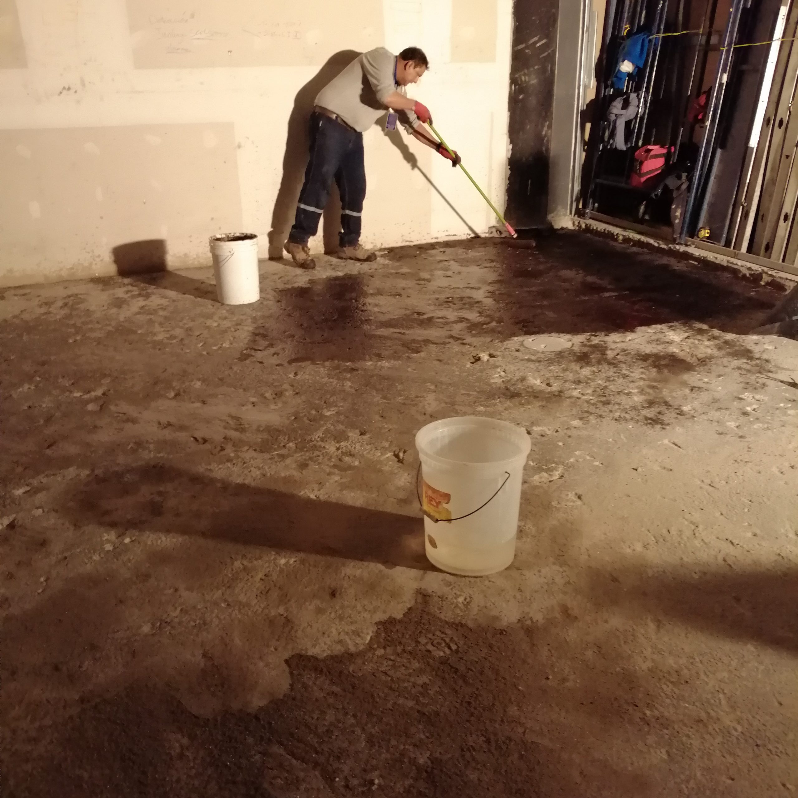 Nivelación de pisos y enchapado